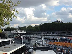 Bateaux Mouches, Paris